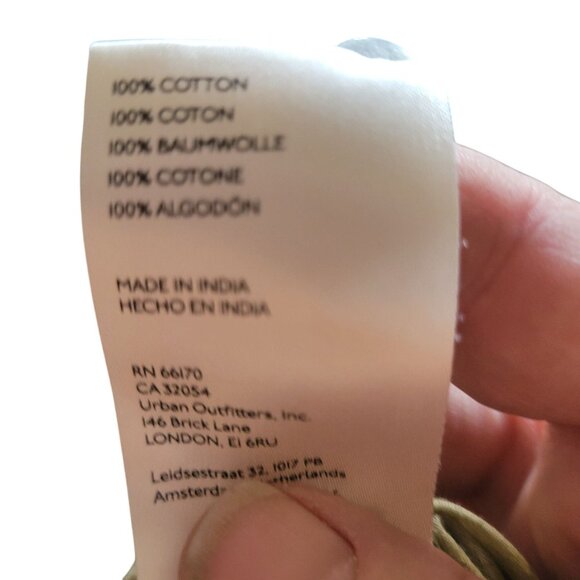 WE THE FREE Wrinkled Chic Olive Button-Up Shirt With‎ Pockets & Sleeve Detail - Picture 9 of 9